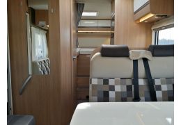 Low Profile Motorhome SUNLIGHT T 67 en Sale Occasion