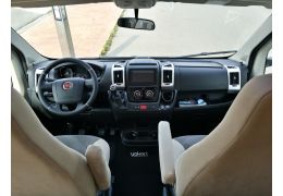 Low Profile Motorhome SUNLIGHT T 67 en Sale Occasion
