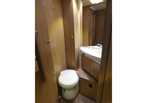Low Profile Motorhome SUNLIGHT T-65 en Sale Occasion