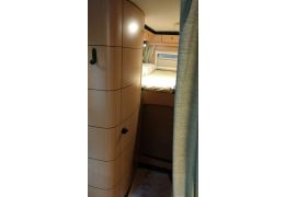 Low Profile Motorhome LAIKA Kreos 3010 G en Sale Occasion