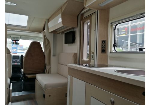 Low Profile Motorhome ILUSION 760 XMK en Sale Occasion