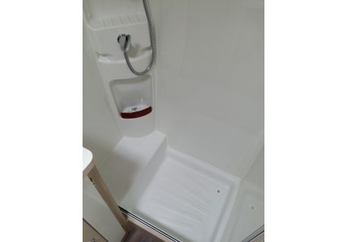 Low Profile Motorhome ILUSION 760 XMK en Sale Occasion