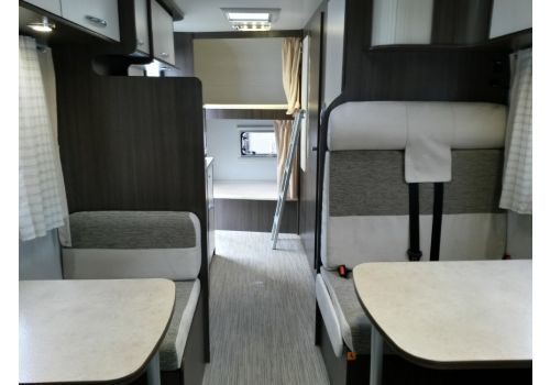 Capuchina Motorhome RIMOR Katamarano 9 en Sale Occasion