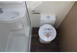 Low Profile Motorhome ILUSION 690 XMK in Sale Occasion