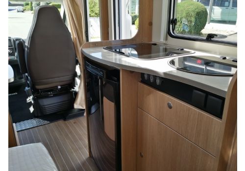 Low Profile Motorhome SUNLIGHT T-58 en Sale Occasion