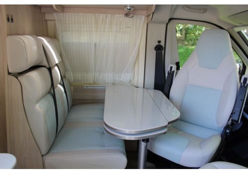 Camper Van RAPIDO Van V43 Modelo 2018 en Sale Occasion