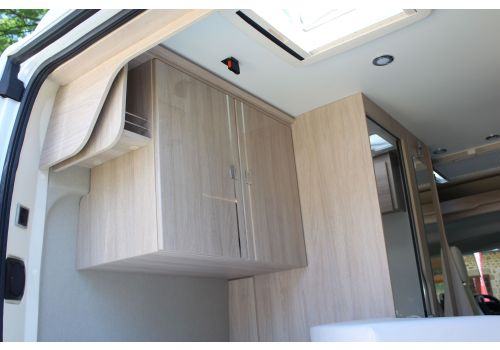 Camper Van RAPIDO Van V43 Modelo 2018 en Sale Occasion