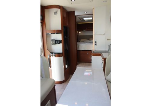 Low Profile Motorhome RAPIDO 7096 F en Sale Occasion