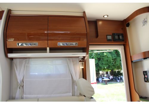 Low Profile Motorhome RAPIDO 7096 F en Sale Occasion