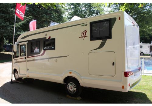Integral Motorhome RAPIDO 883F en Sale Occasion