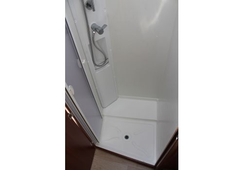 Integral Motorhome RAPIDO 883F en Sale Occasion