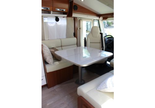 Integral Motorhome RAPIDO 8094 dF modelo 2020 en Sale Occasion