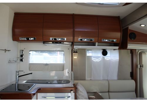 Integral Motorhome RAPIDO 8094 dF modelo 2020 en Sale Occasion