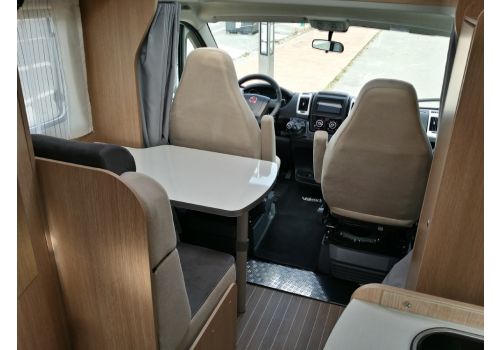 Low Profile Motorhome SUNLIGHT T 60 en Sale Occasion