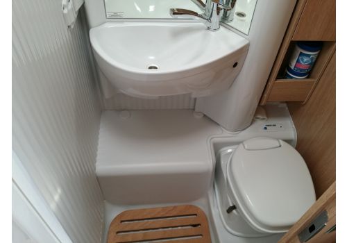 Low Profile Motorhome SUNLIGHT T 60 en Sale Occasion