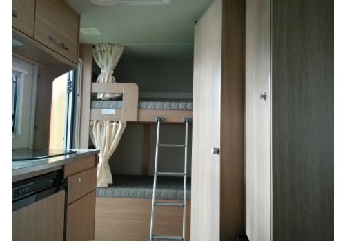 Caravan SUNLIGHT C 37 K OFERTA FIN DE TEMPORADA en Sale Occasion