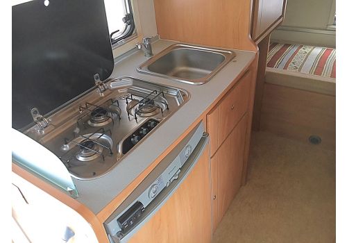 Capuchina Motorhome ELNAGH Sharky L2 en Sale Occasion