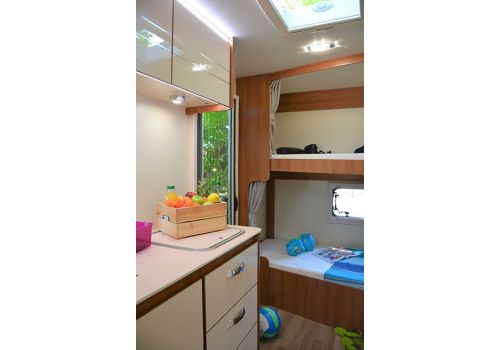 Capuchina Motorhome RIMOR KATAMARANO 9 en Sale Occasion