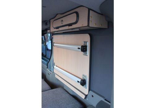 Camper Van RENAULT Traffic camperizada en Sale Occasion