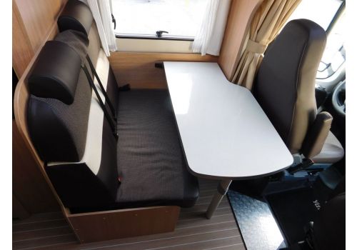 Low Profile Motorhome SUNLIGHT T 60 en Sale Occasion