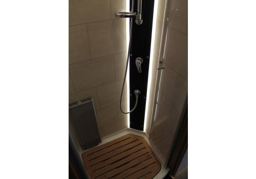 Integral Motorhome DETHLEFFS Dethleffs Globetrotter XL I 7850-2 EB modelo 2019 en Sale Occasion