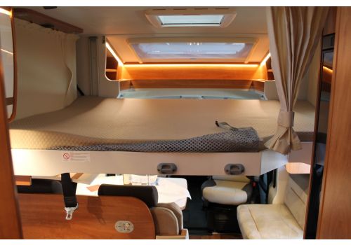 Low Profile Motorhome DETHLEFFS Trend T 7057 EB modelo 2018 en Sale Occasion