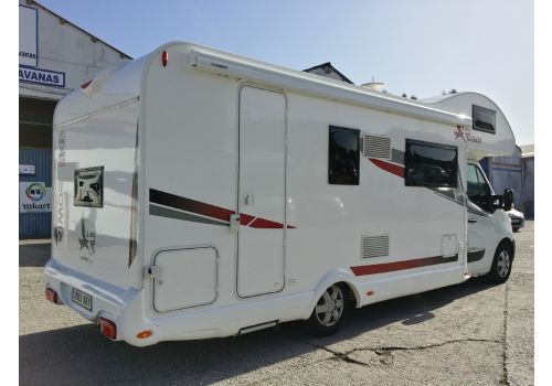 Capuchina Motorhome RIMOR Katamarano 9 en Sale Occasion