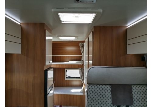 Capuchina Motorhome RIMOR Katamarano 9 en Sale Occasion