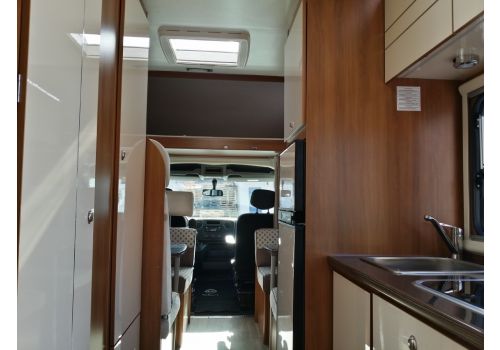 Capuchina Motorhome RIMOR Katamarano 9 en Sale Occasion