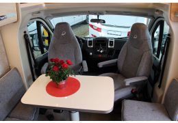 Low Profile Motorhome DETHLEFFS Globebus T 7 modelo 2019 en Sale Occasion