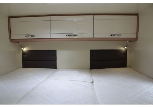 Low Profile Motorhome ITINEO PJ740 modelo 2019 en Sale Occasion