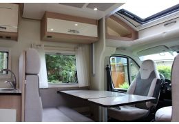 Low Profile Motorhome ITINEO PJ740 modelo 2019 en Sale Occasion