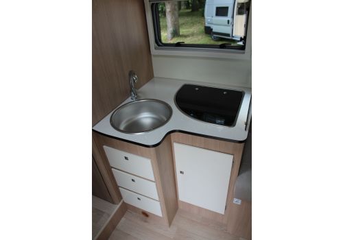 Low Profile Motorhome ITINEO PM740 modelo 2019 en Catalog