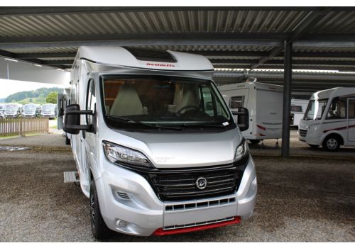 Low Profile Motorhome DETHLEFFS Globebus T 6 modelo 2019 en Sale Occasion