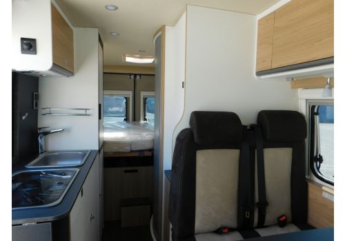 Camper Van SUNLIGHT Cliff 600 modelo 2018 en Sale Occasion