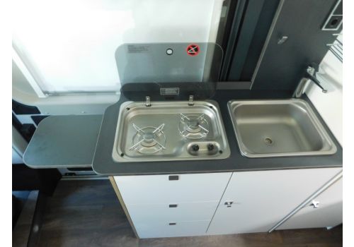Camper Van SUNLIGHT Cliff 600 modelo 2018 en Sale Occasion