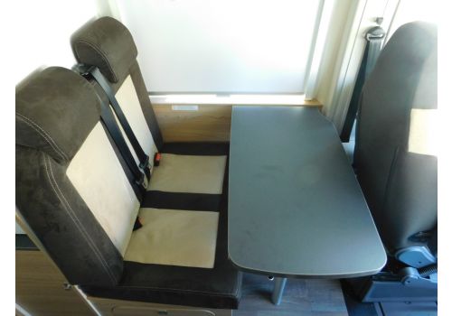 Camper Van SUNLIGHT Cliff 600 modelo 2018 en Sale Occasion