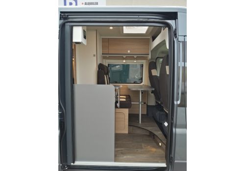 Camper Van SUNLIGHT Cliff 601 modelo 2018 en Sale Occasion
