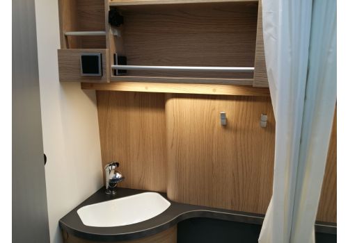 Camper Van SUNLIGHT Cliff 601 modelo 2018 en Sale Occasion