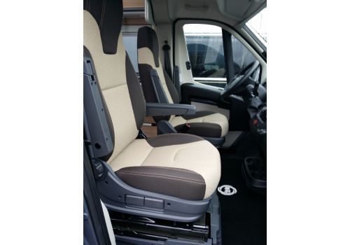 Camper Van SUNLIGHT Cliff 601 modelo 2018 en Sale Occasion