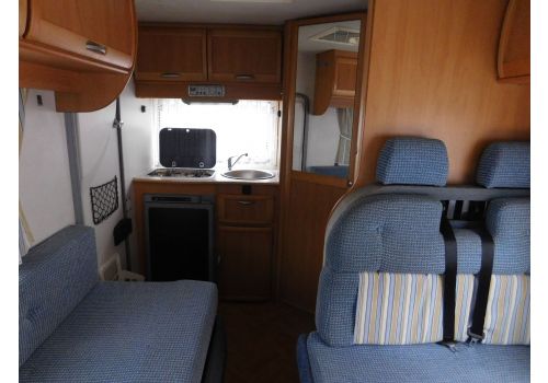 Capuchina Motorhome MC LOUIS Lagan 410 en Sale Occasion