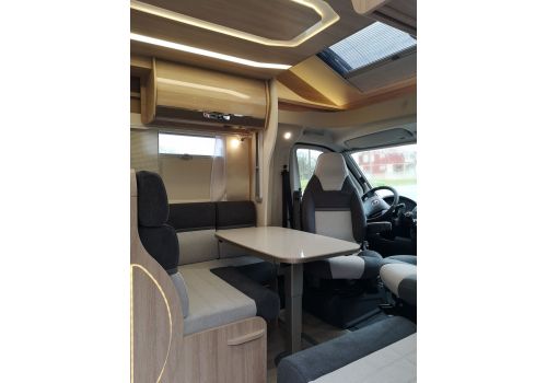 Low Profile Motorhome RAPIDO 650F Modelo 2019 en Sale Occasion