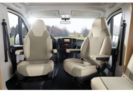 Low Profile Motorhome DETHLEFFS Globebus T-15 modelo 2016 en Sale Occasion