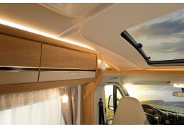Low Profile Motorhome DETHLEFFS Globebus T-15 modelo 2016 en Sale Occasion