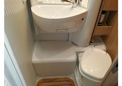 Low Profile Motorhome SUNLIGHT T-60 en Sale Occasion