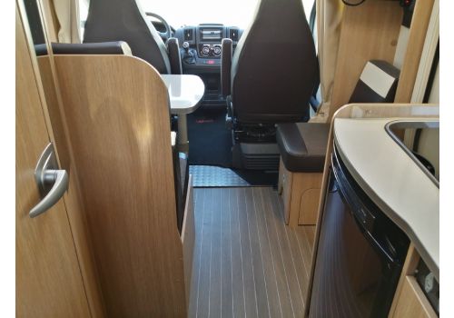 Low Profile Motorhome SUNLIGHT T-60 en Sale Occasion