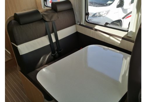Low Profile Motorhome SUNLIGHT T-68 en Sale Occasion