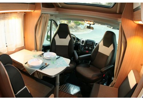 Low Profile Motorhome SUNLIGHT T-60 en Sale Occasion
