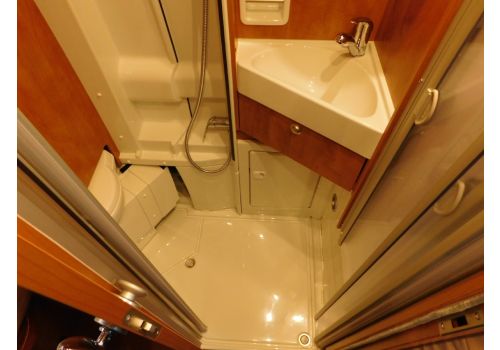 Camper Van MALIBU 600 DB Low-bed modelo 2018 en Sale Occasion