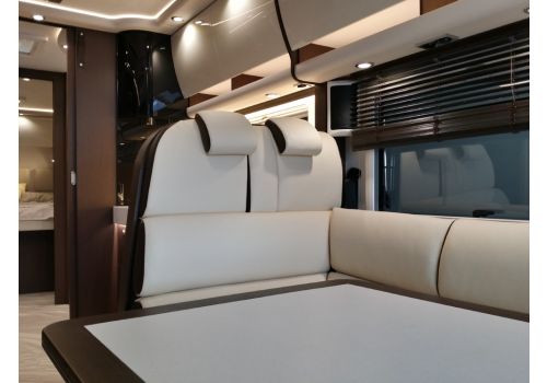 Integral Motorhome CONCORDE Charisma 900M en Sale Occasion